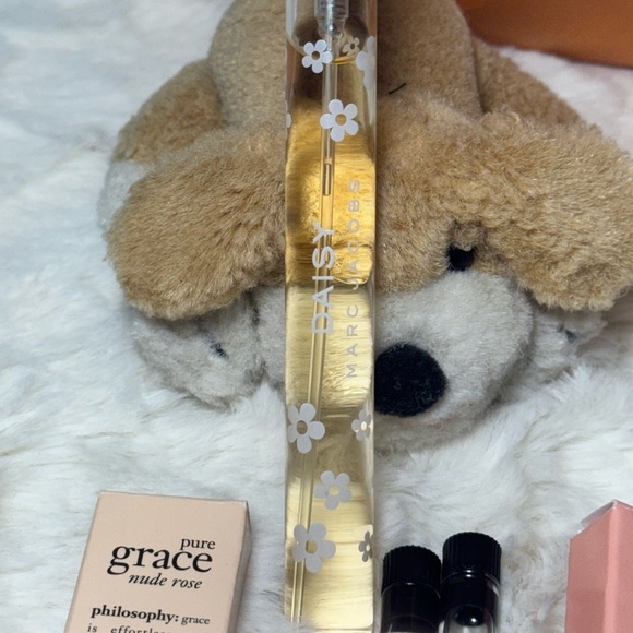 Daisy Marc Jacobs 10ml travel - Picture 2 of 4